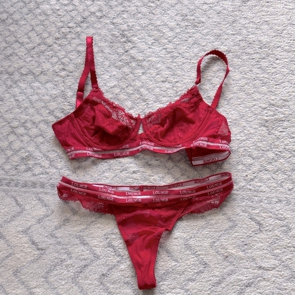 Lounge Intimates Red Lace Bra and Panty Set - Picture 1 of 3